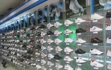 鴻星爾克簽約武漢網球公開賽，本土運動品牌助力頂級賽事新篇章